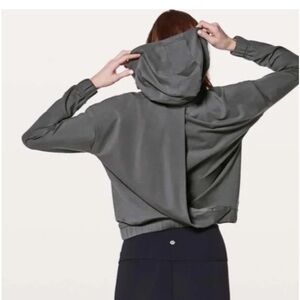 Lululemon crop Hoodie with Slit Back. Size S. Perfect for #athleisure wear#yoga